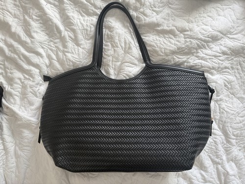 Large weave black zip - black,